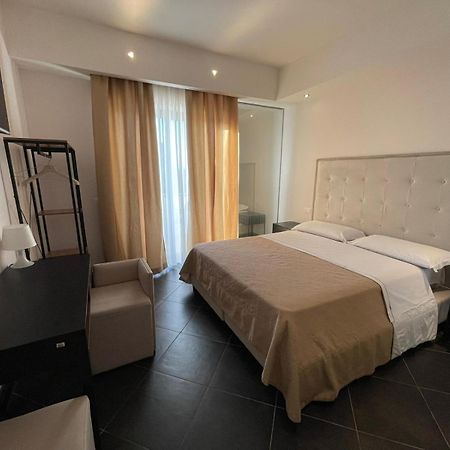 Hotel Briganti Куаліано Екстер'єр фото